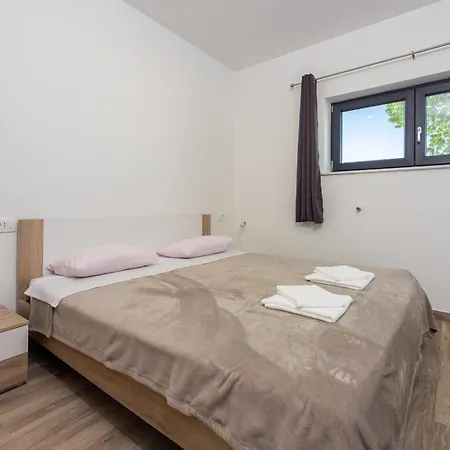 Villa Mizar Labin (Istria)